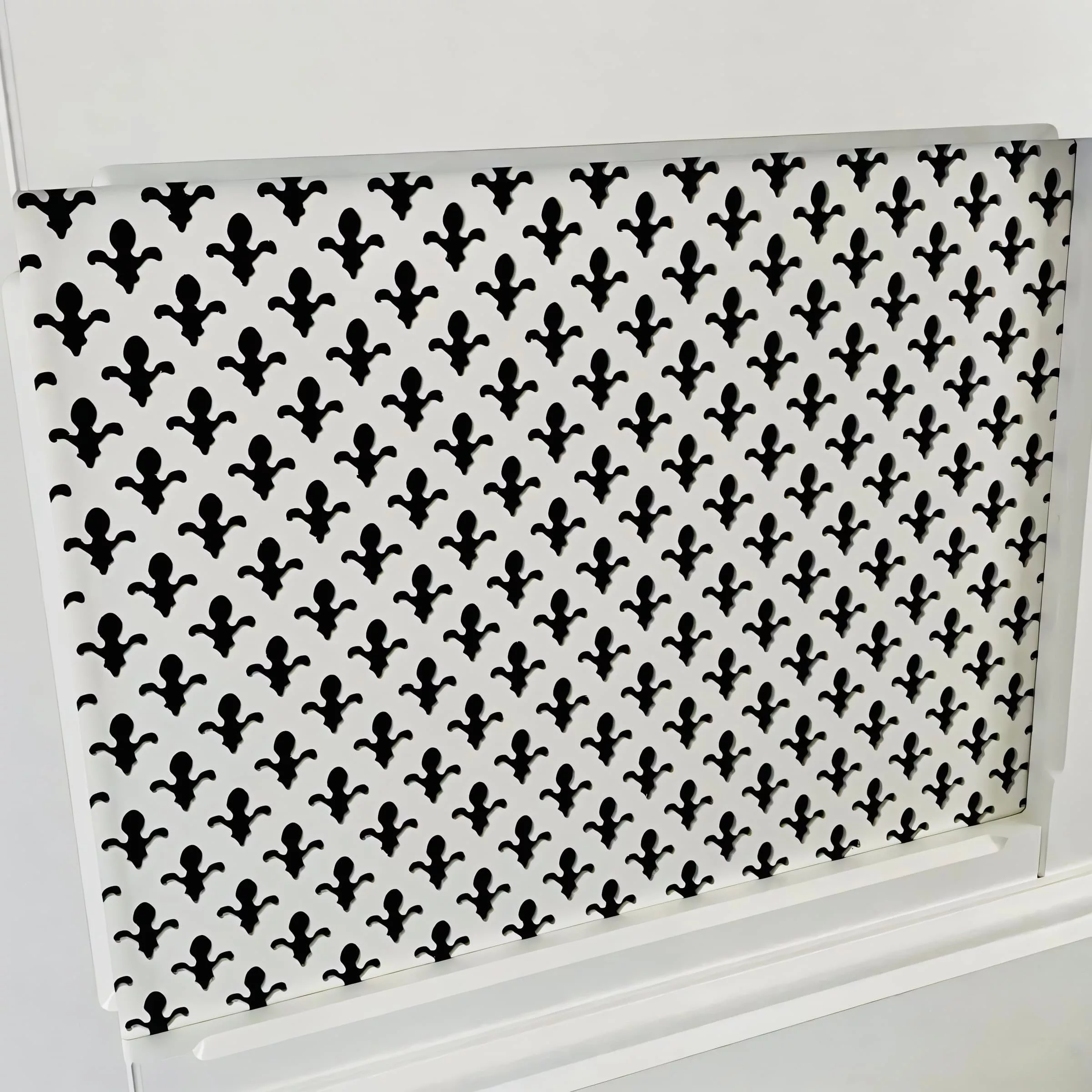 Fleur De Lis Lasercut MDF Decorative Grille - Image 3